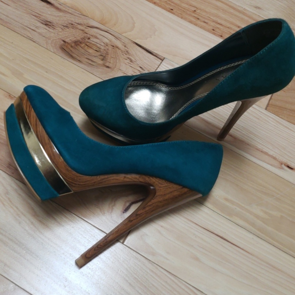 🌟BAKERS🌟 Sexy Heels